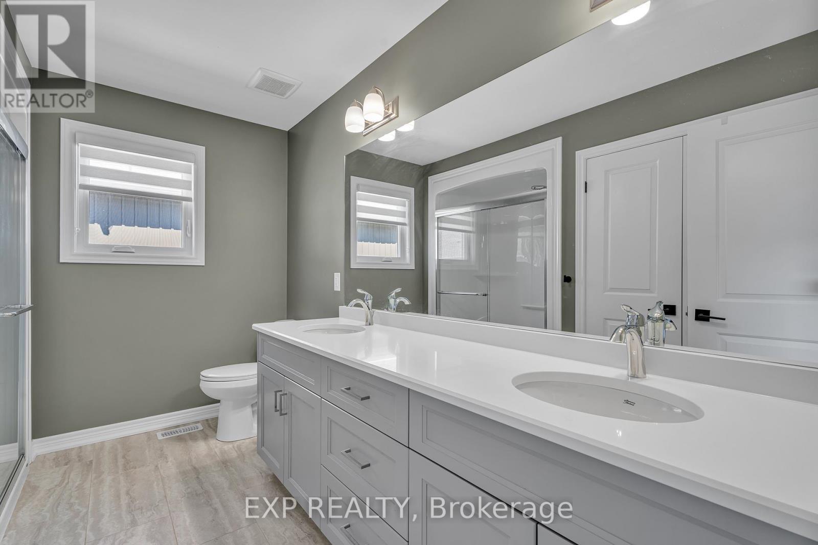 1206 Hansler Road, Thorold (Hurricane/Merrittville), ON - Indoor Photo Showing Bathroom