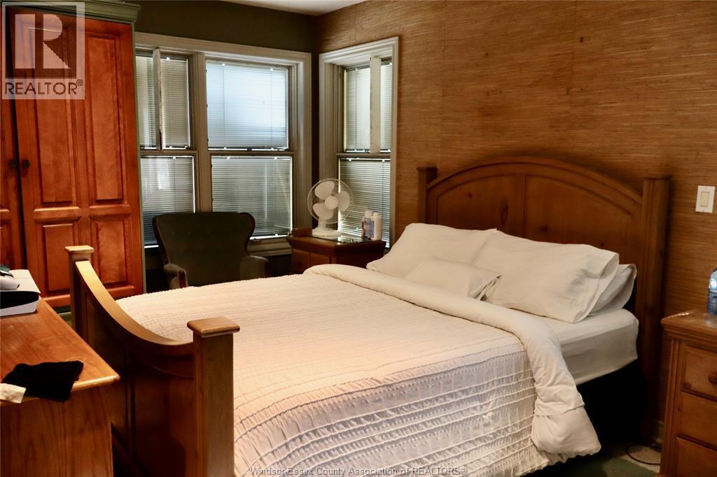 933 West Shore Road, Pelee Island, ON - Indoor Photo Showing Bedroom