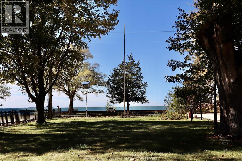 933 West Shore Road, Pelee Island, ON - Outdoor With View