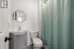 4 pc bathroom -