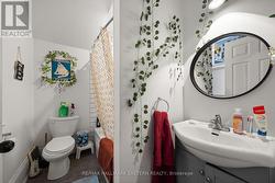 4 pc bathroom -