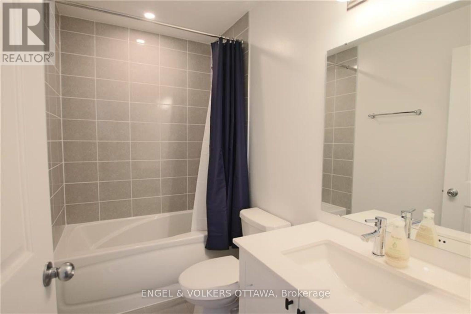 H - 380 Rolling Meadow Crescent, Ottawa, ON - Indoor Photo Showing Bathroom