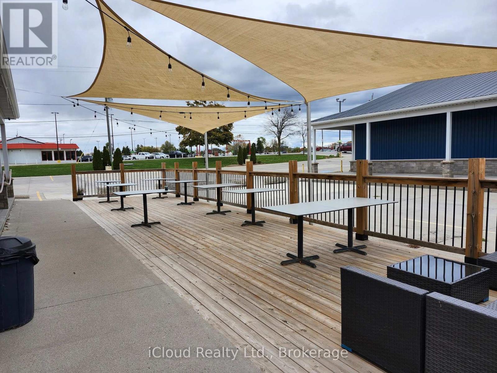 35 Talbot Street E, Haldimand, ON