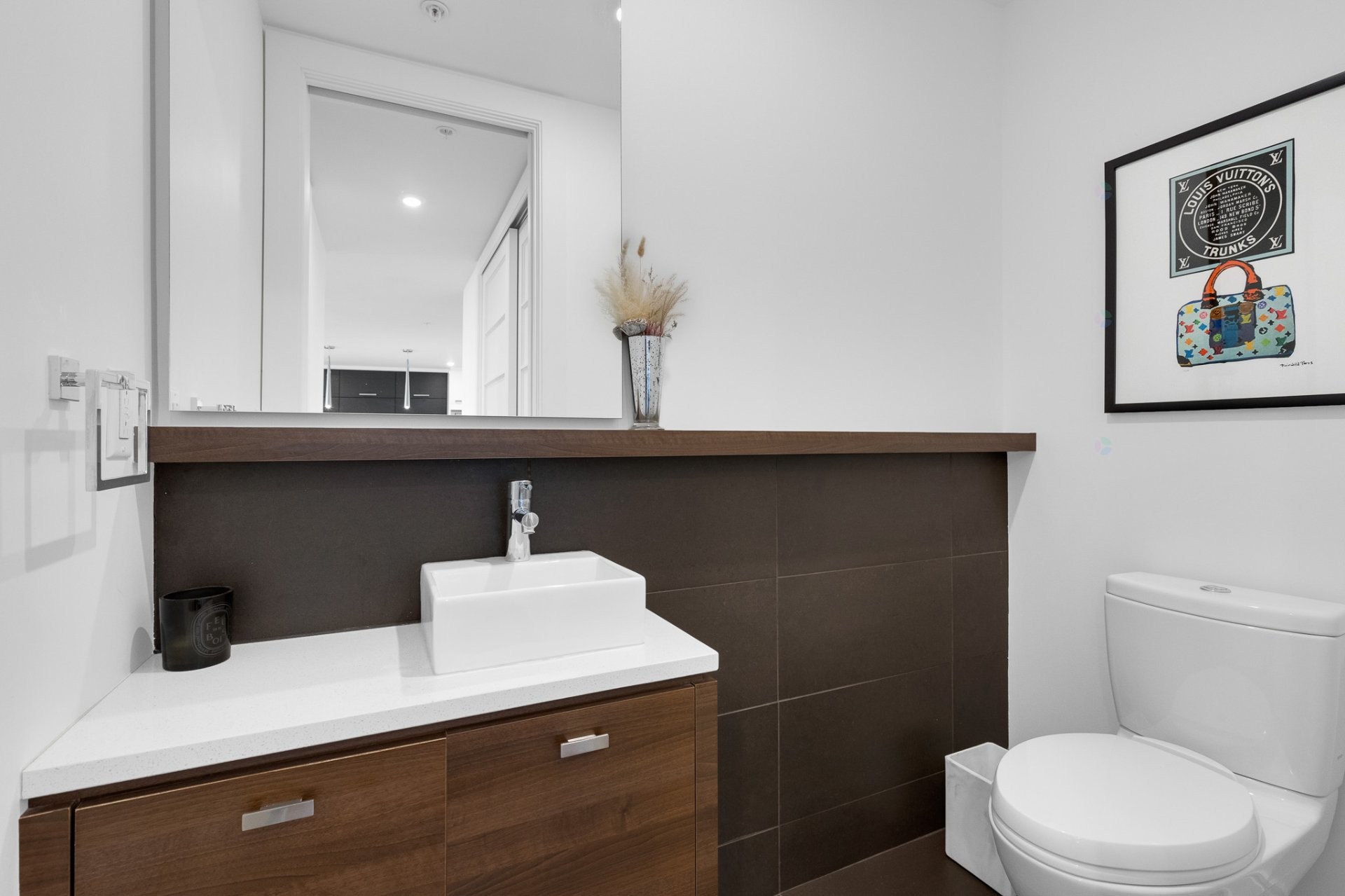 Powder room - 404-2200 Rue Harriet-Quimby, Montréal (Saint-Laurent), QC - Indoor Photo Showing Bathroom