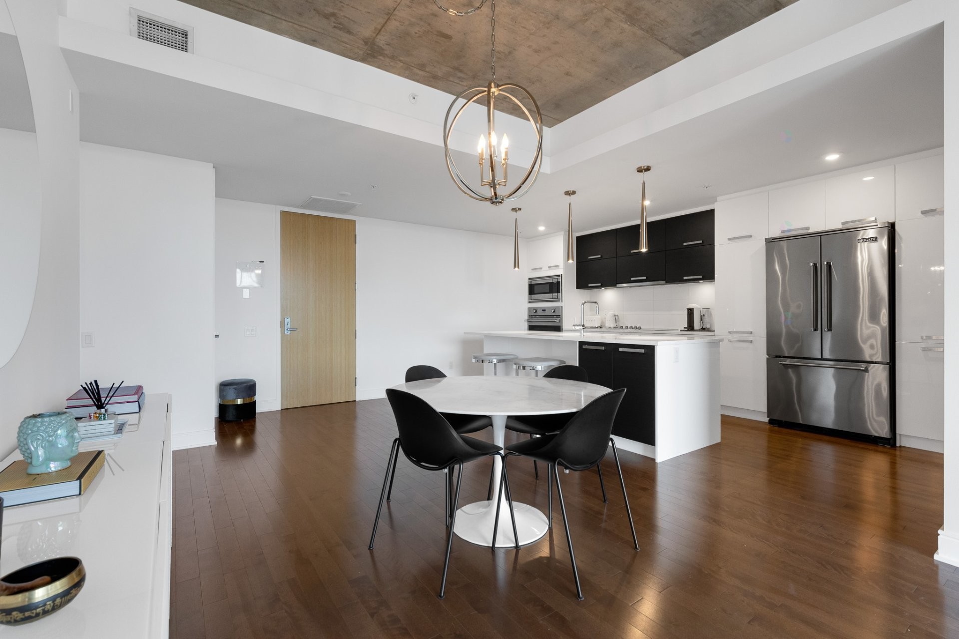 Dining Room - 404-2200 Rue Harriet-Quimby, Montréal (Saint-Laurent), QC - Indoor