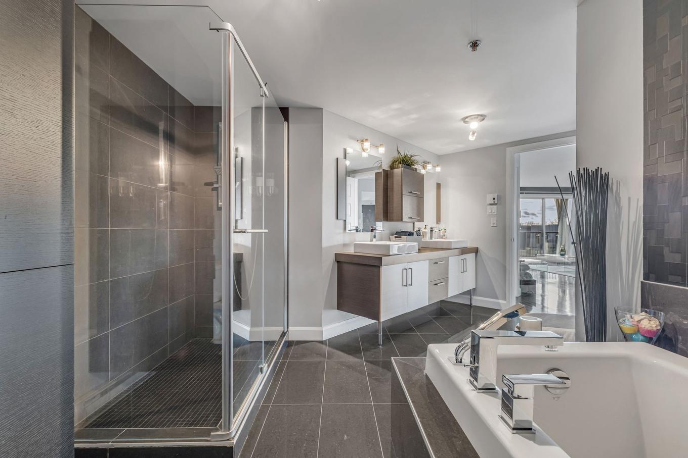 Bathroom - 705-7755 Rue Du Daim, Québec (Charlesbourg), QC - Indoor Photo Showing Bathroom