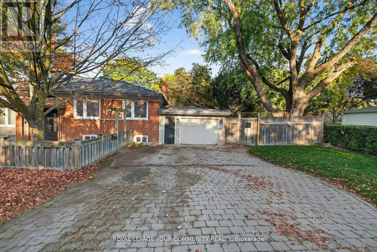 67 Monkswood Crescent, Newmarket, ON - Outdoor