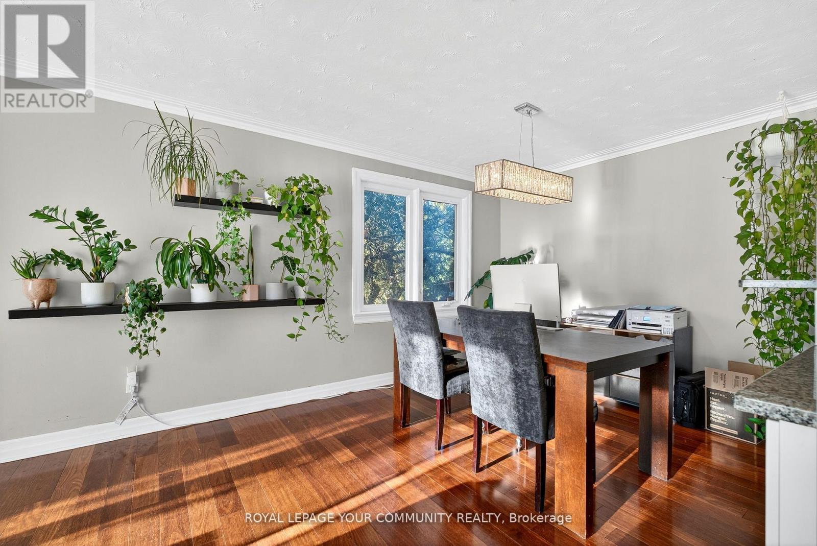 67 Monkswood Crescent, Newmarket, ON - Indoor