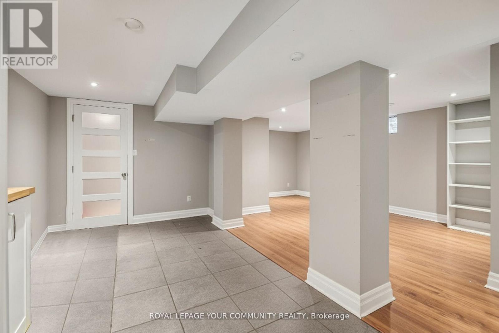 67 Monkswood Crescent, Newmarket, ON - Indoor