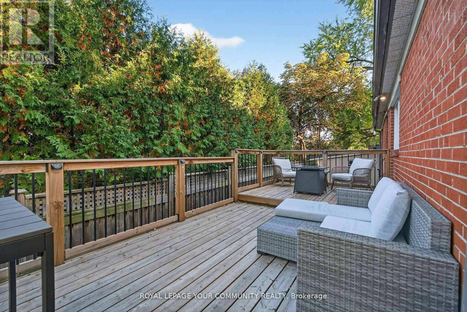 67 Monkswood Crescent, Newmarket, ON - Outdoor With Deck Patio Veranda With Exterior