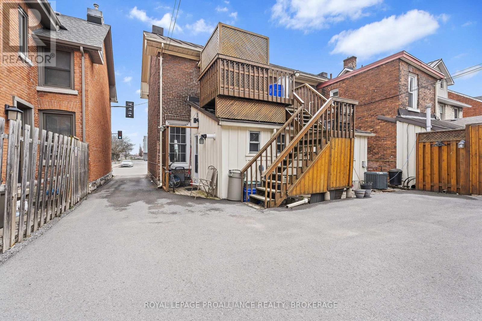 274 Wellington Street, Kingston (East Of Sir John A. Blvd), ON - Outdoor With Exterior