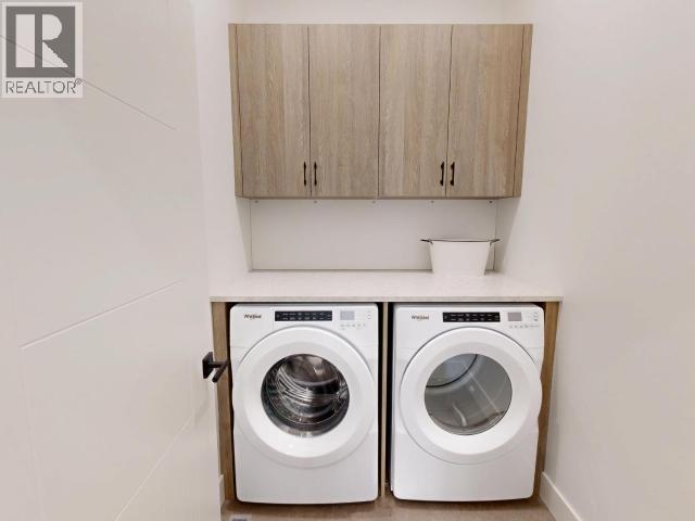 4076 Saturna Ave, Powell River, BC - Indoor Photo Showing Laundry Room