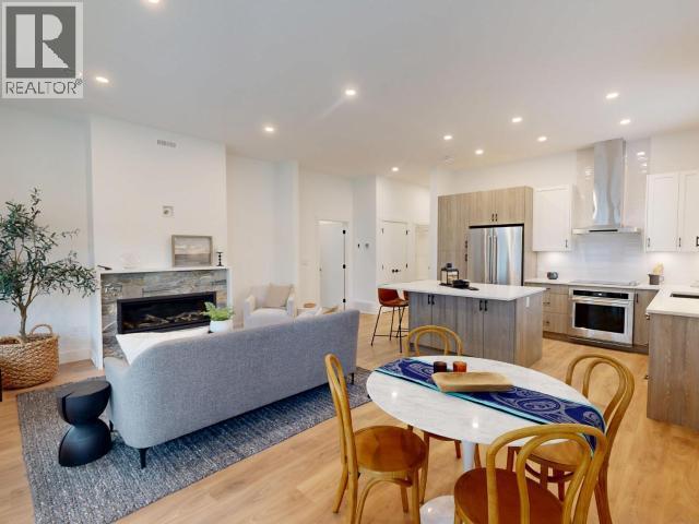4070 Saturna Ave, Powell River, BC - Indoor
