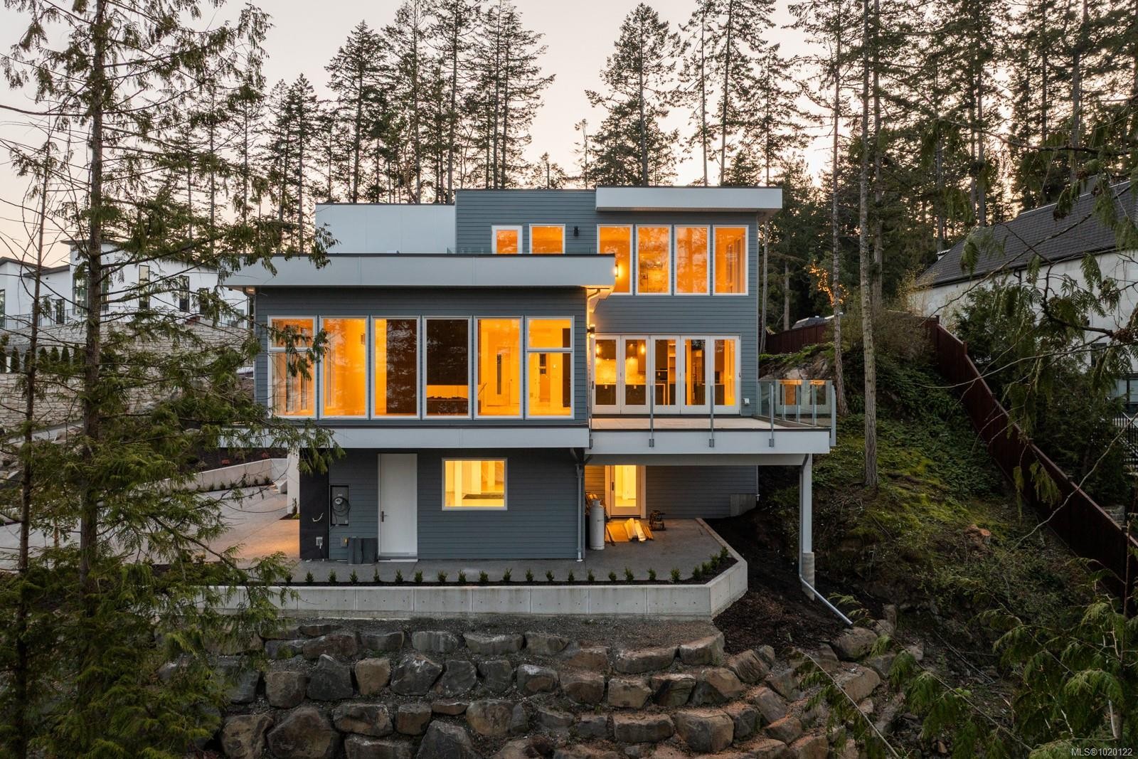 2464 Tryon Rd, North Saanich, BC