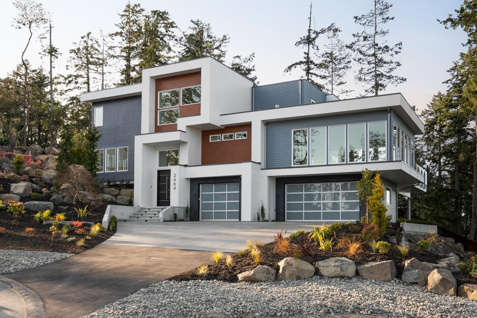 2464 Tryon Rd, North Saanich, BC