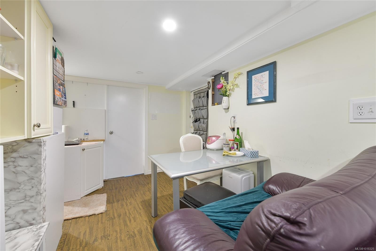 746 Gorge Rd West, Saanich, BC