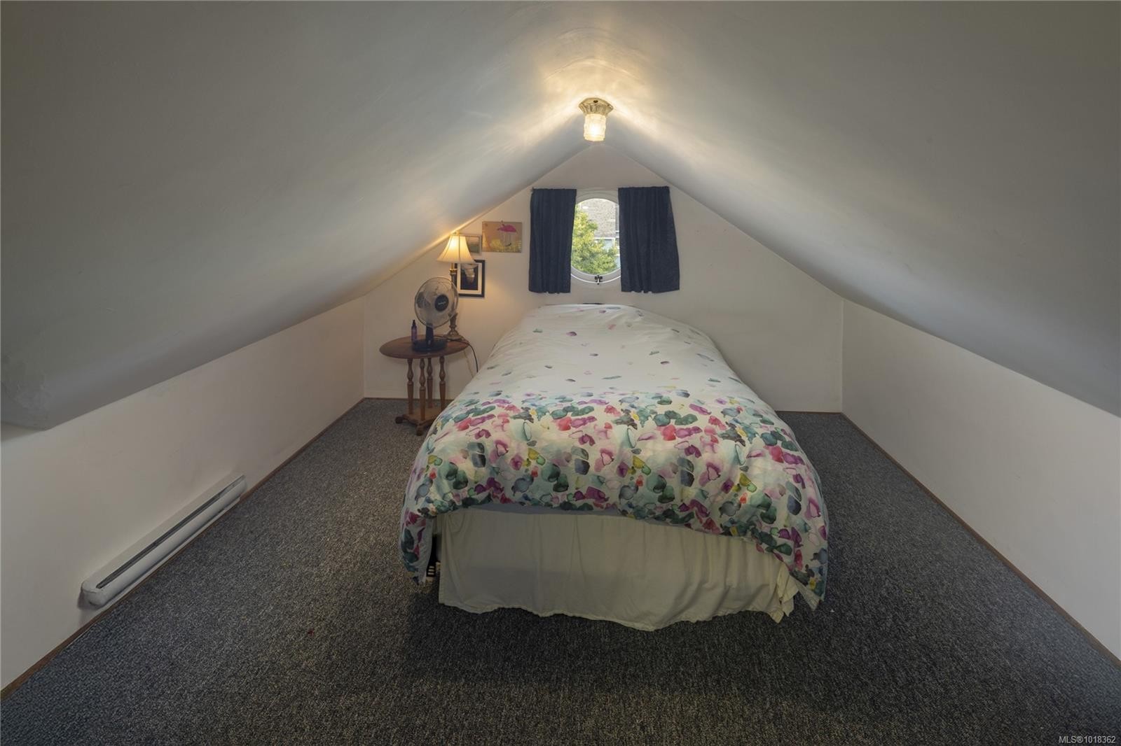 305 Linden Ave, Victoria, BC