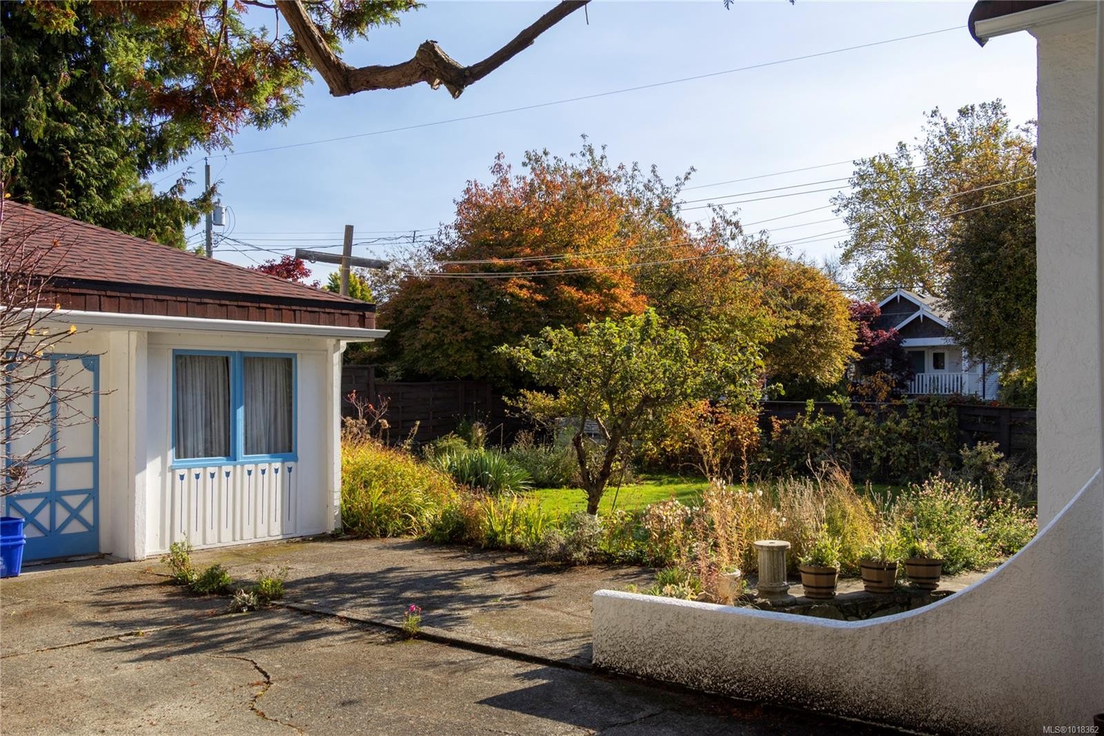 305 Linden Ave, Victoria, BC