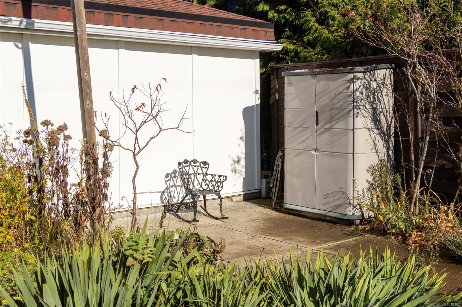 305 Linden Ave, Victoria, BC