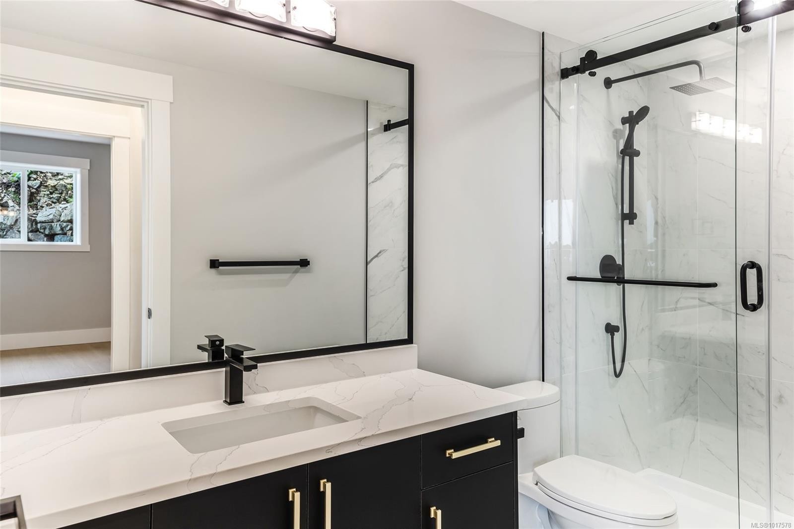 3865 Gulfview Dr, Nanaimo, BC