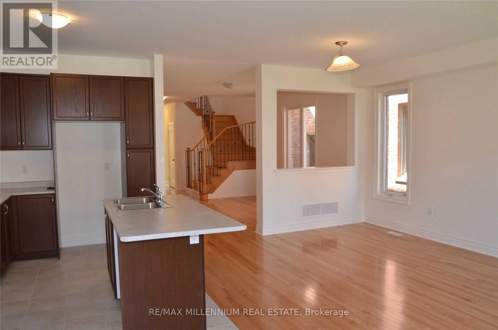 50 Andretti Crescent, Brampton, ON - Indoor Photo Showing Kitchen With Double Sink