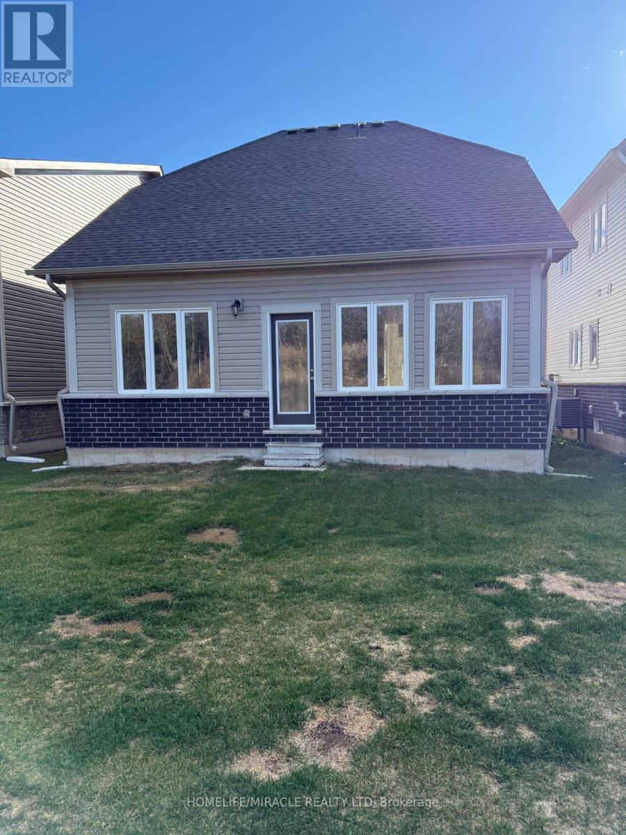 136 Gildersleeve Boulevard, Loyalist, ON - Outdoor