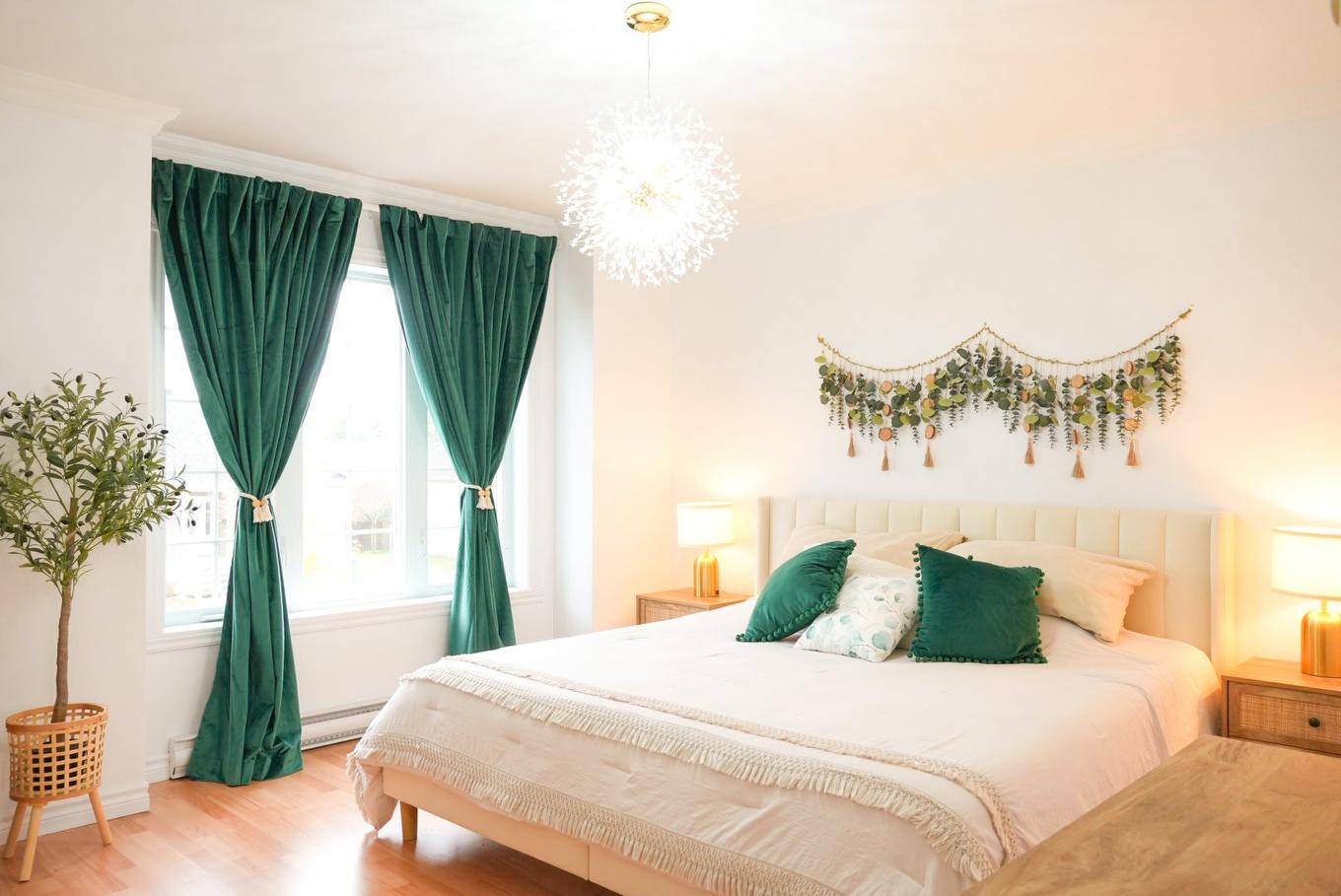 Primary bedroom - 923 Rue De L'Épervier, Trois-Rivières, QC - Indoor Photo Showing Bedroom