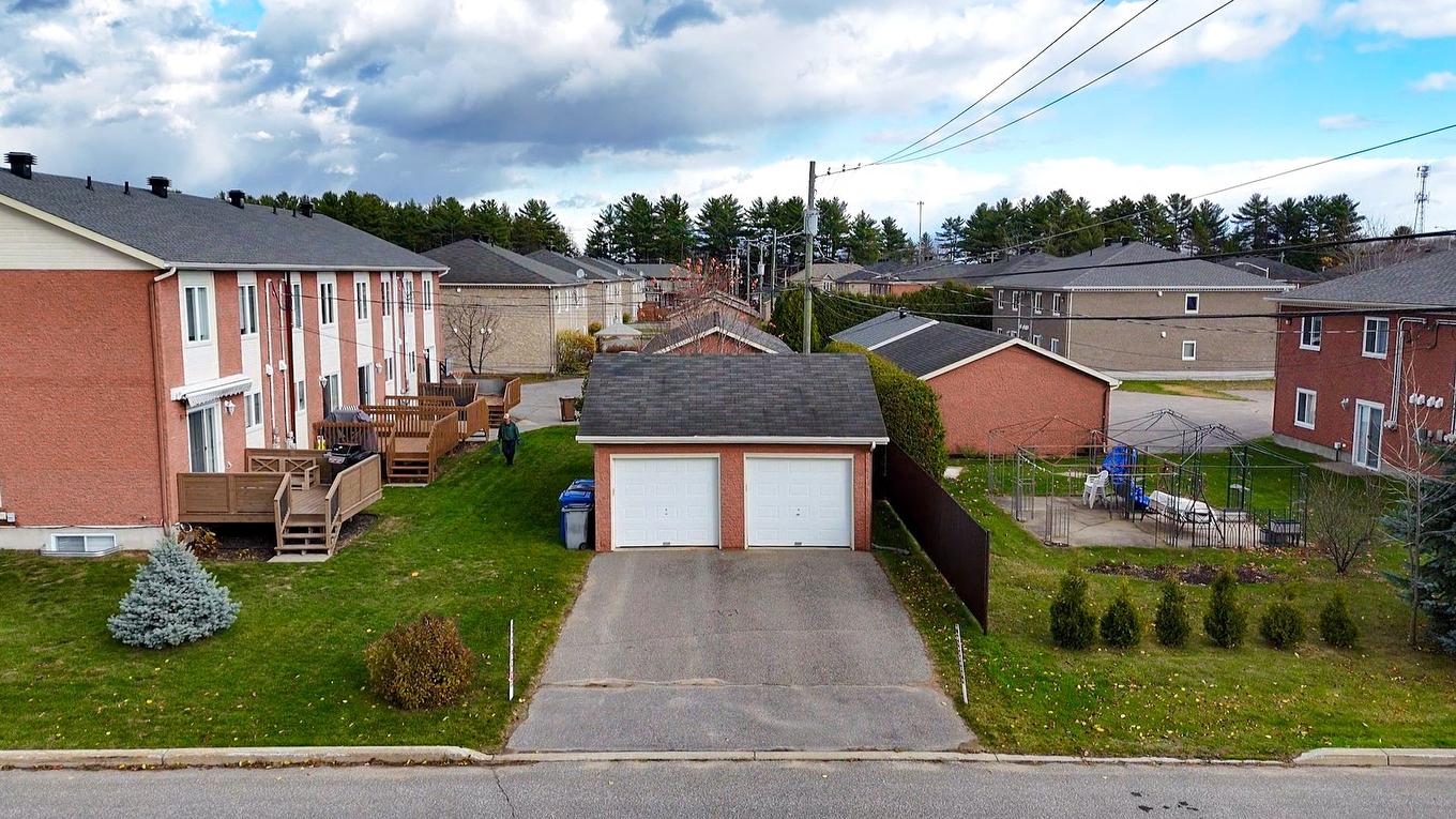 Garage - 923 Rue De L'Épervier, Trois-Rivières, QC - Outdoor