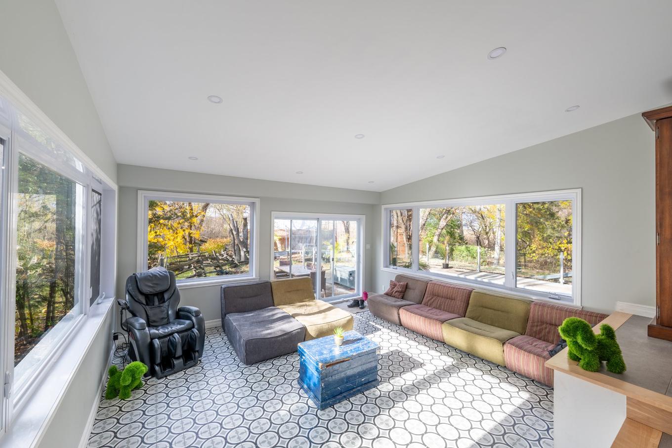 Living room - 771 Rue Richelieu, Saint-Marc-Sur-Richelieu, QC - Indoor Photo Showing Living Room