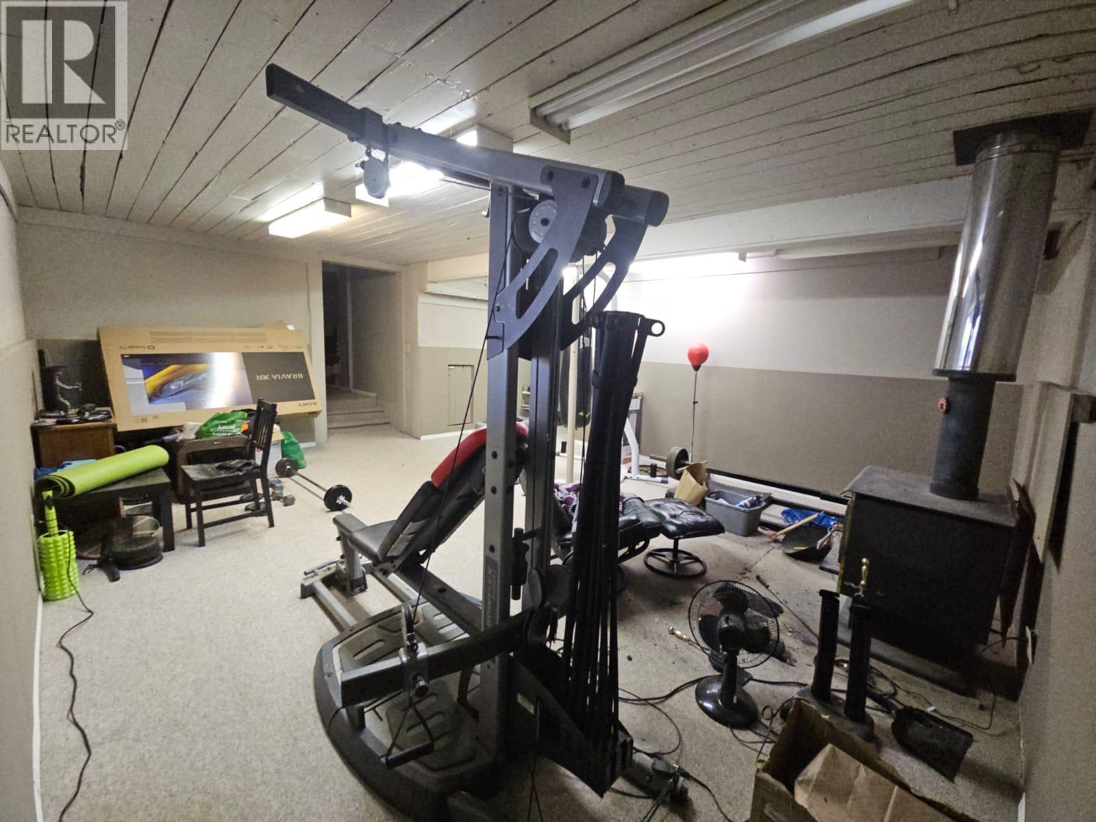 6327 Wildmare Sub, Chetwynd, BC - Indoor Photo Showing Gym Room