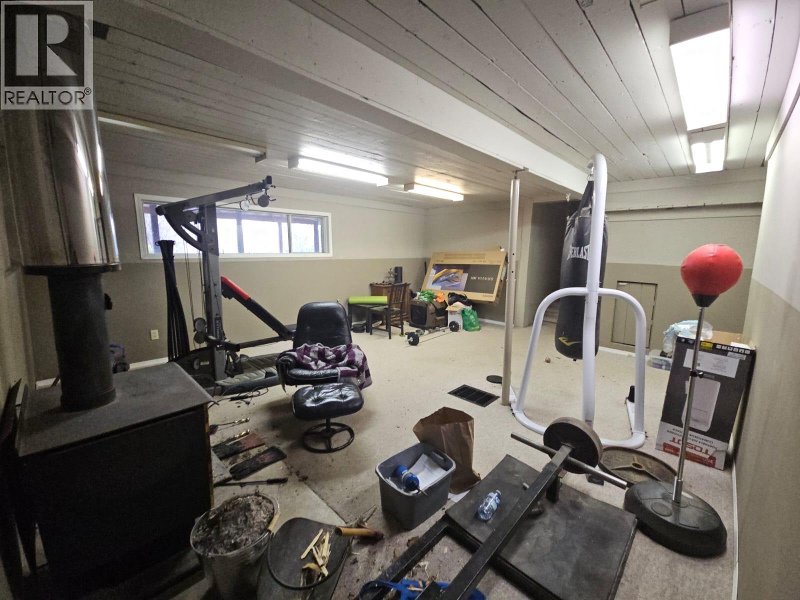 6327 Wildmare Sub, Chetwynd, BC - Indoor Photo Showing Gym Room
