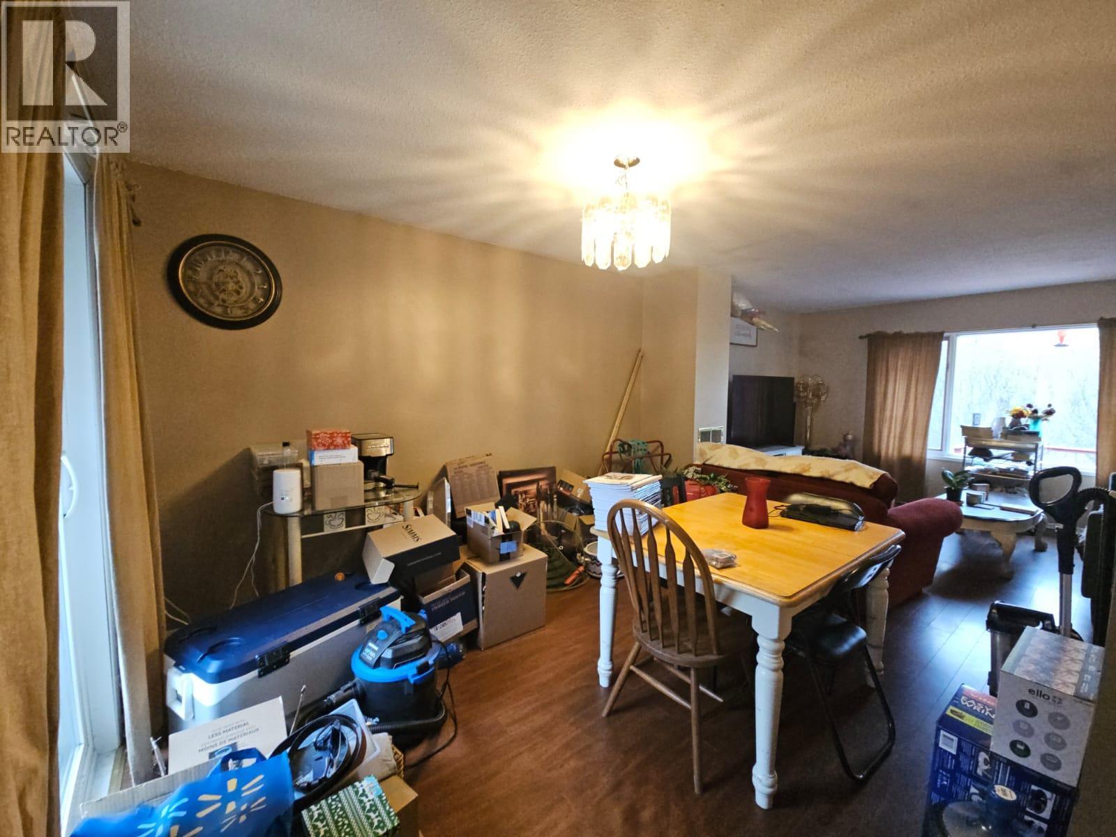 6327 Wildmare Sub, Chetwynd, BC - Indoor