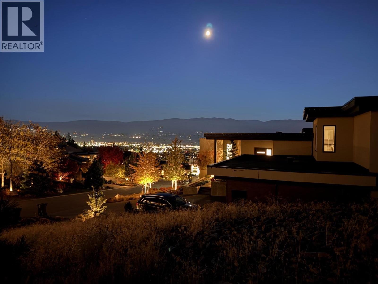 720 Pinehaven Court, Kelowna, BC