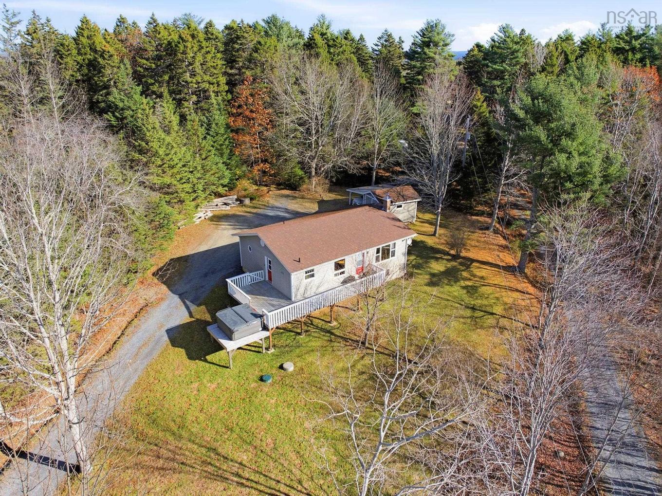 9575 Highway 3 Route, Maders Cove, NS