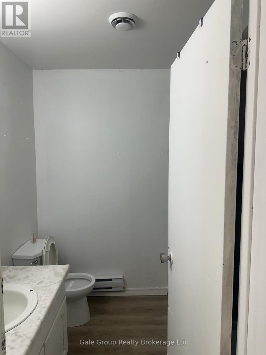 Unit 6 - 457 Dundas Street, Woodstock (Woodstock - North), ON