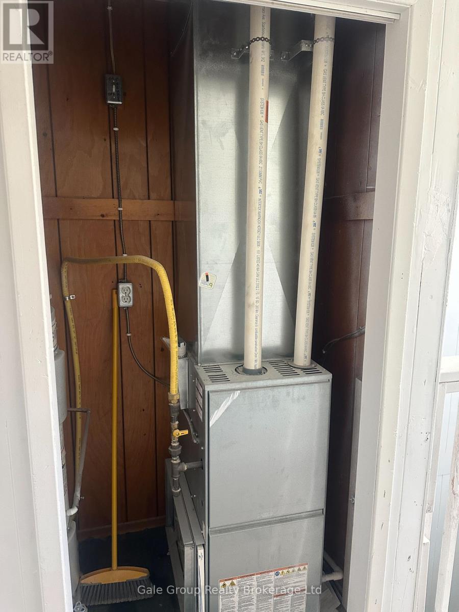 Unit 6 - 457 Dundas Street, Woodstock (Woodstock - North), ON