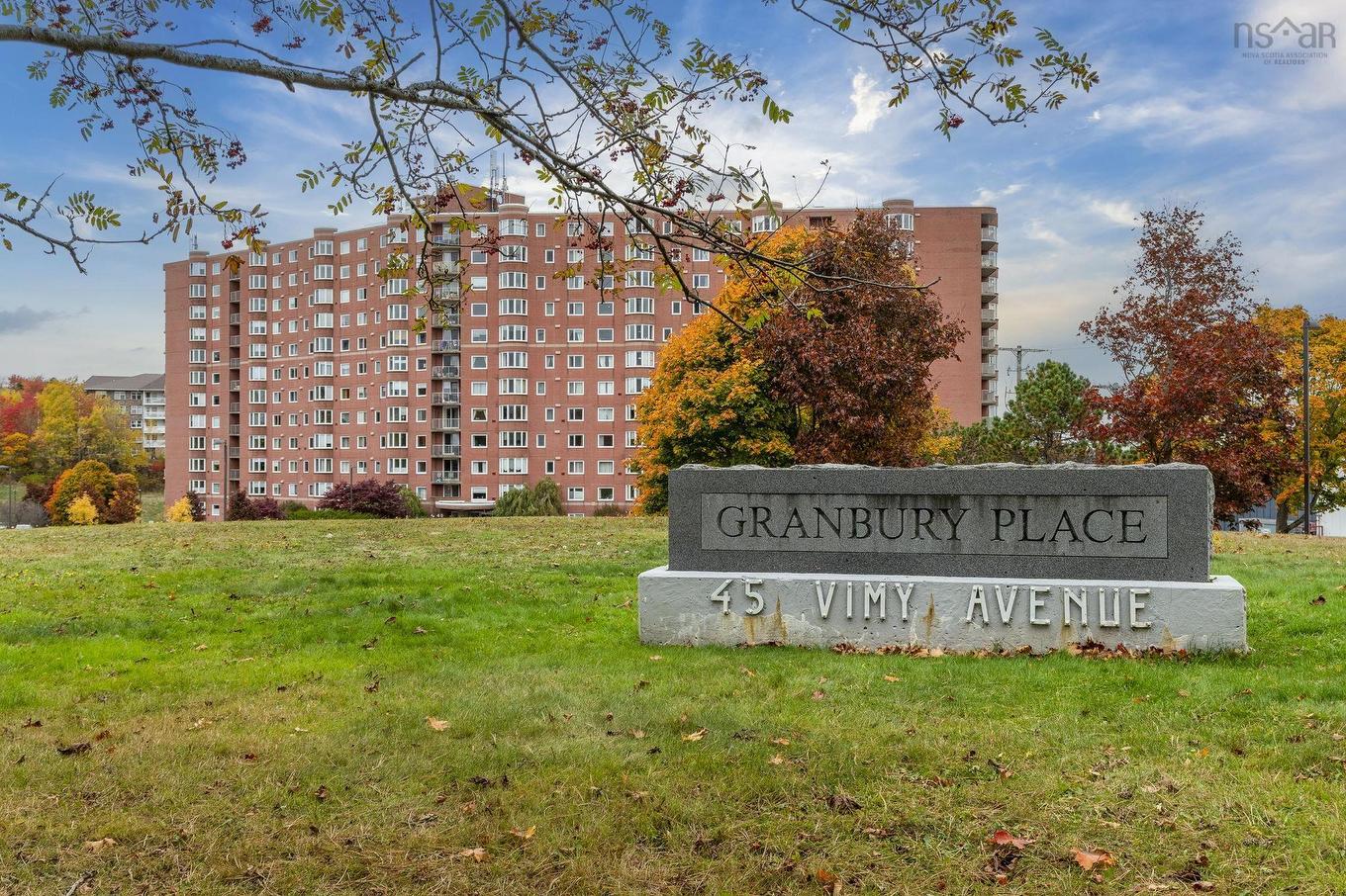 710 45 Vimy Avenue, Halifax, NS