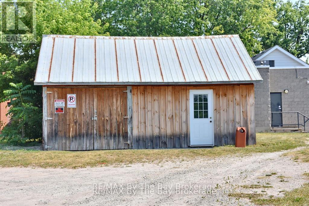 Detached Garage or Shop - 7271 26 Highway, Clearview (Stayner), ON