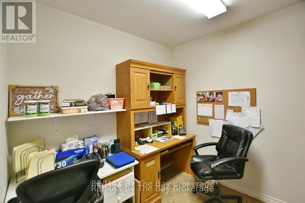 Food Bank Office - 7271 26 Highway, Clearview (Stayner), ON