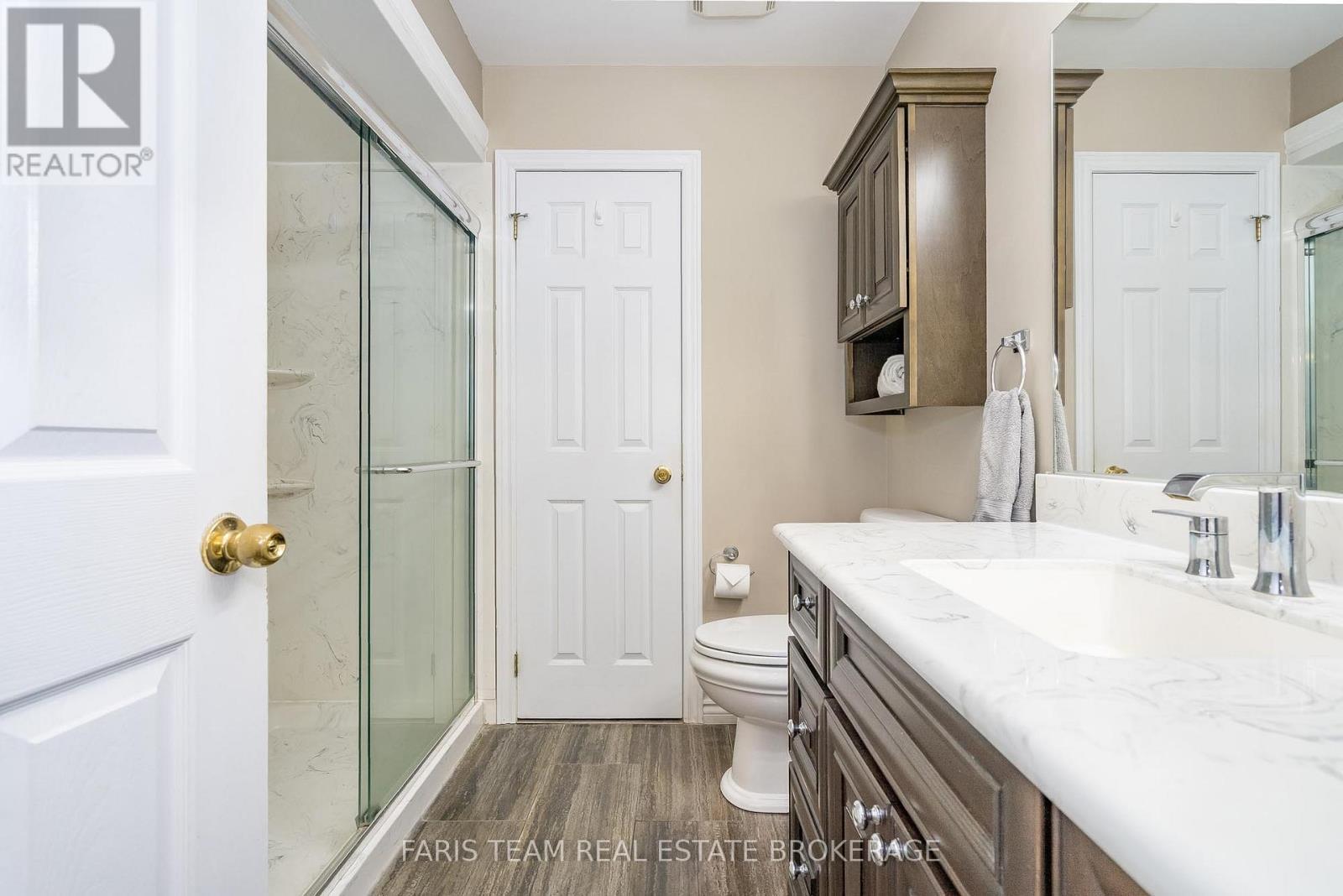 290 Edgehill Drive, Barrie, ON - Indoor Photo Showing Bathroom