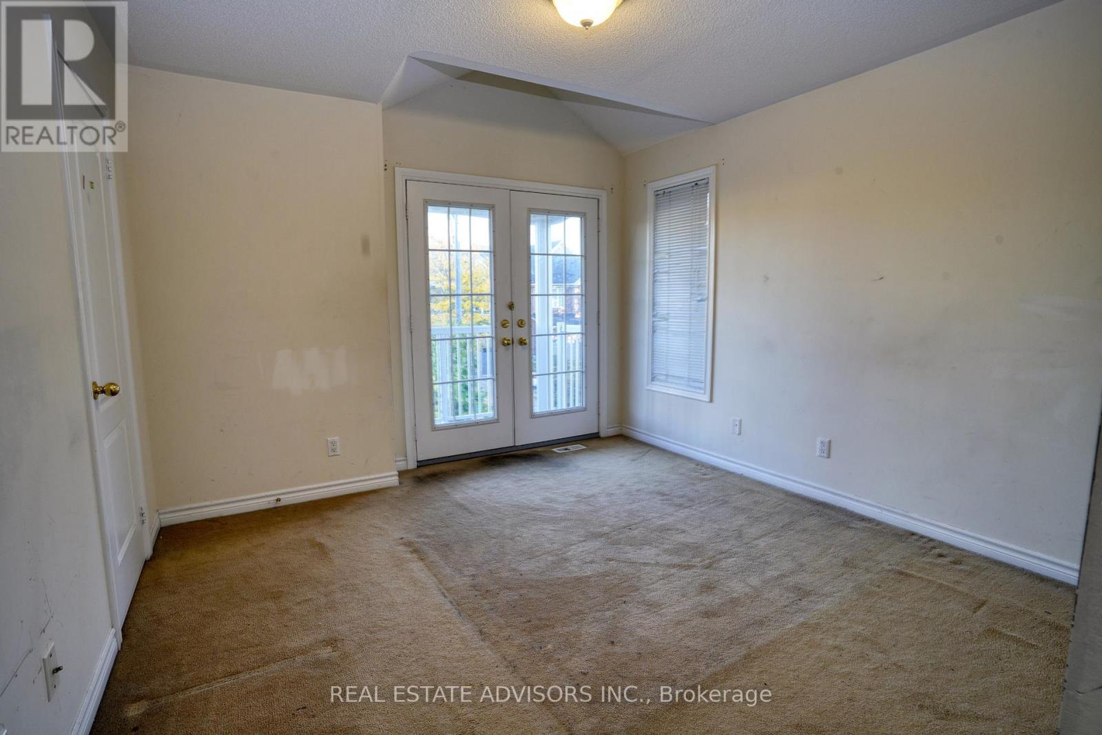 3208 Countess Crescent, Mississauga, ON - Indoor Photo Showing Other Room