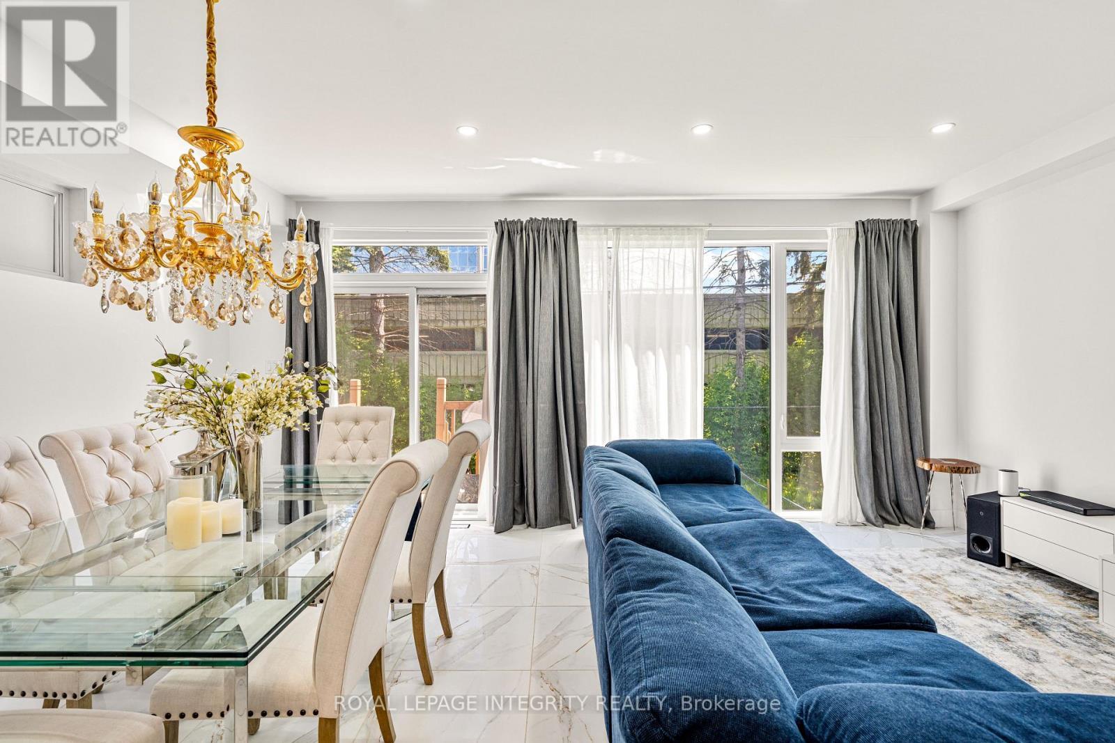 266 Currell Avenue, Ottawa, ON - Indoor Photo Showing Dining Room