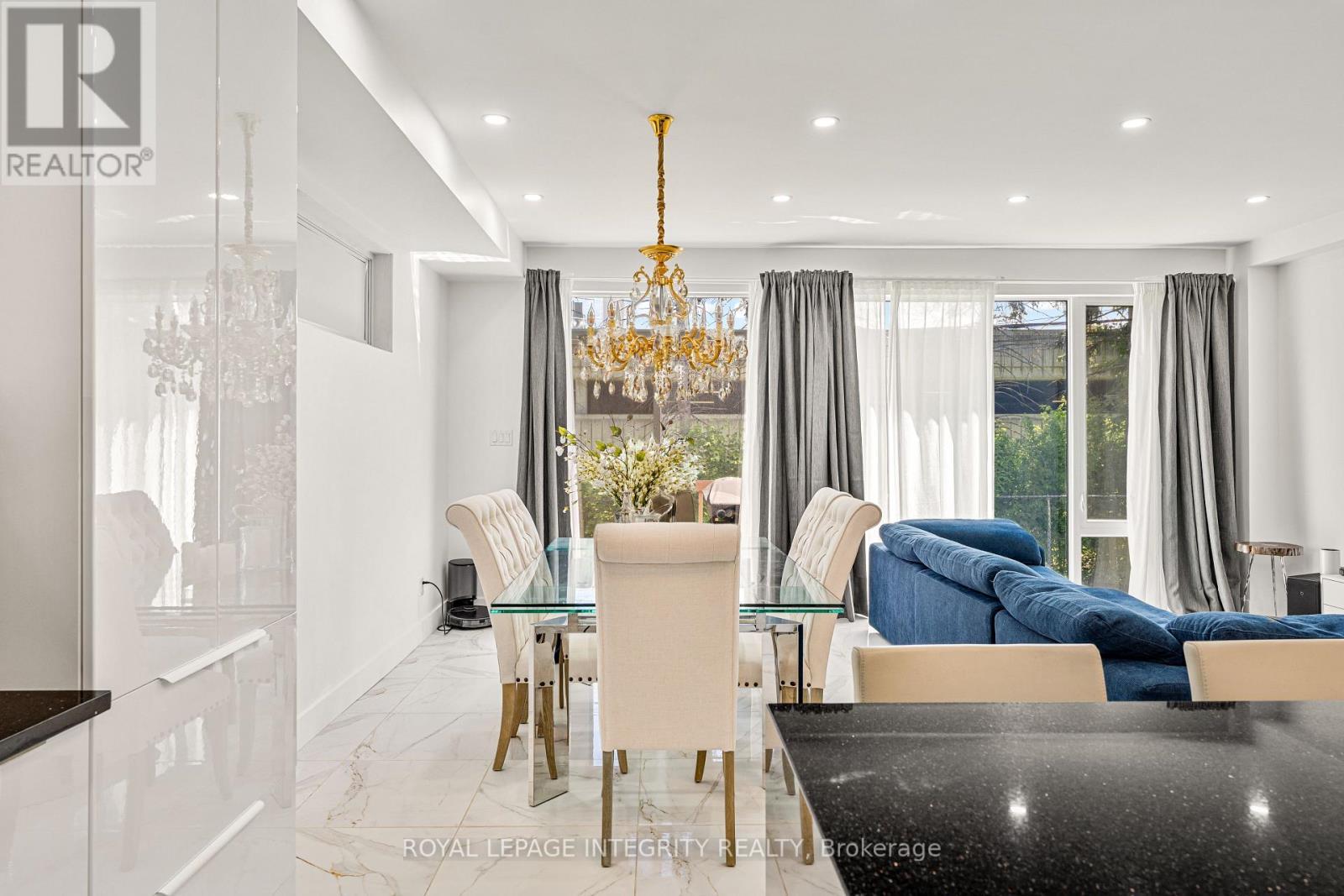 266 Currell Avenue, Ottawa, ON - Indoor