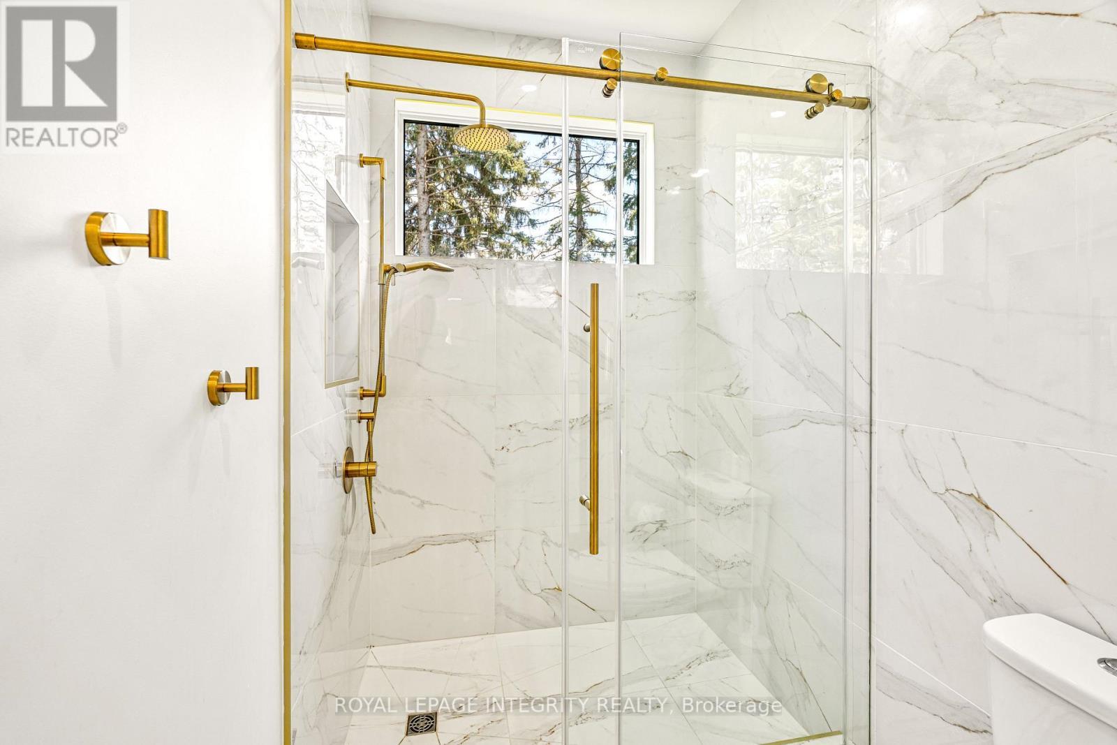 266 Currell Avenue, Ottawa, ON - Indoor Photo Showing Bathroom