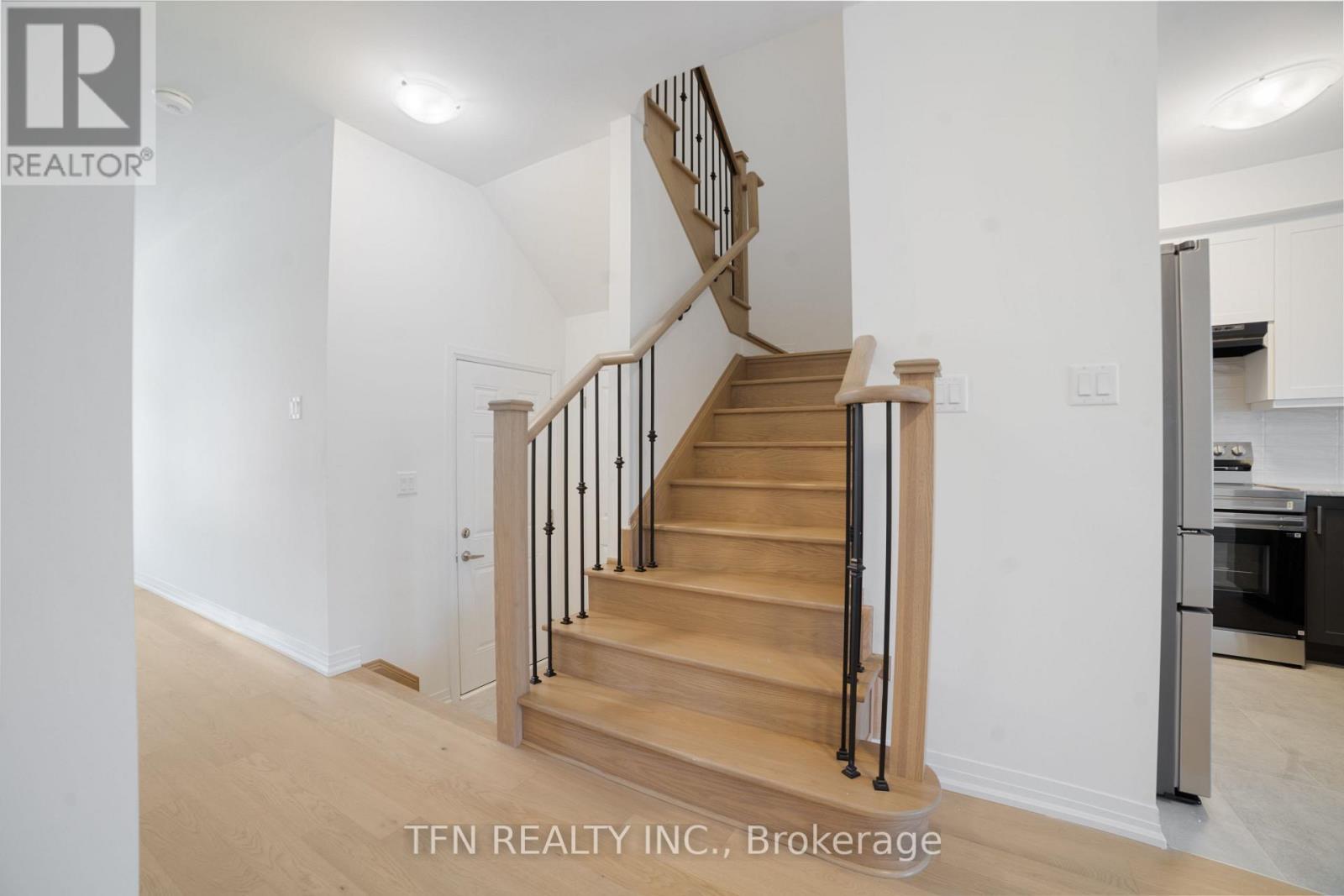 115 Velvet Way, Thorold, ON - Indoor Photo Showing Other Room