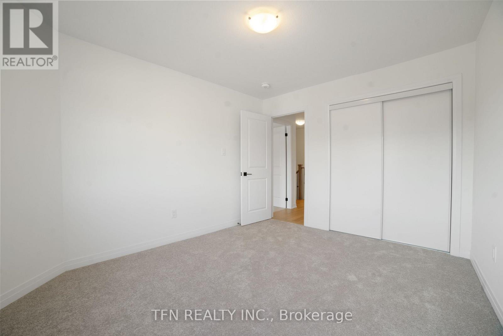 115 Velvet Way, Thorold, ON - Indoor Photo Showing Other Room