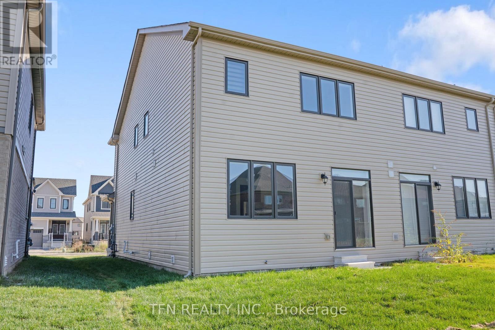 115 Velvet Way, Thorold, ON - Outdoor With Exterior