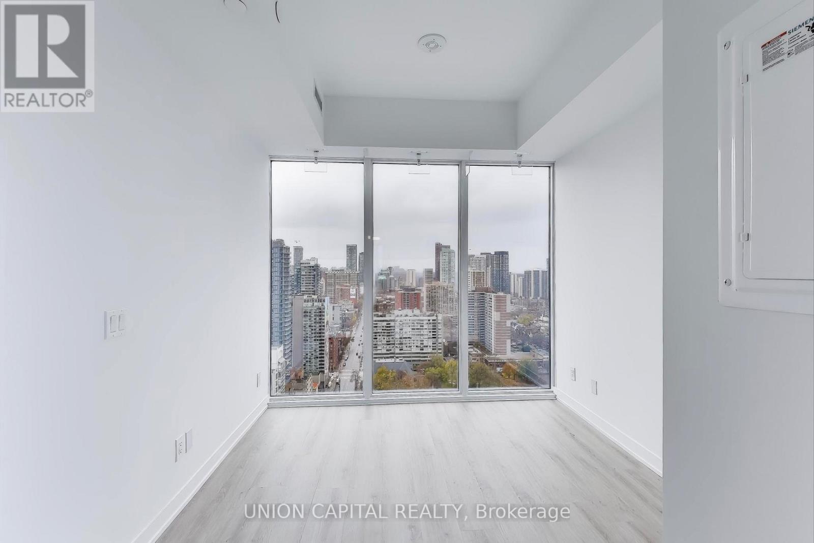 3507 - 319 Jarvis Street, Toronto, ON - Indoor Photo Showing Other Room