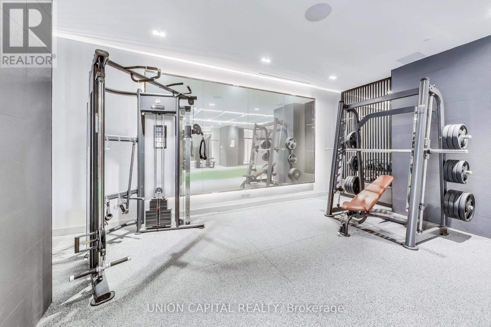 3507 - 319 Jarvis Street, Toronto, ON - Indoor Photo Showing Gym Room