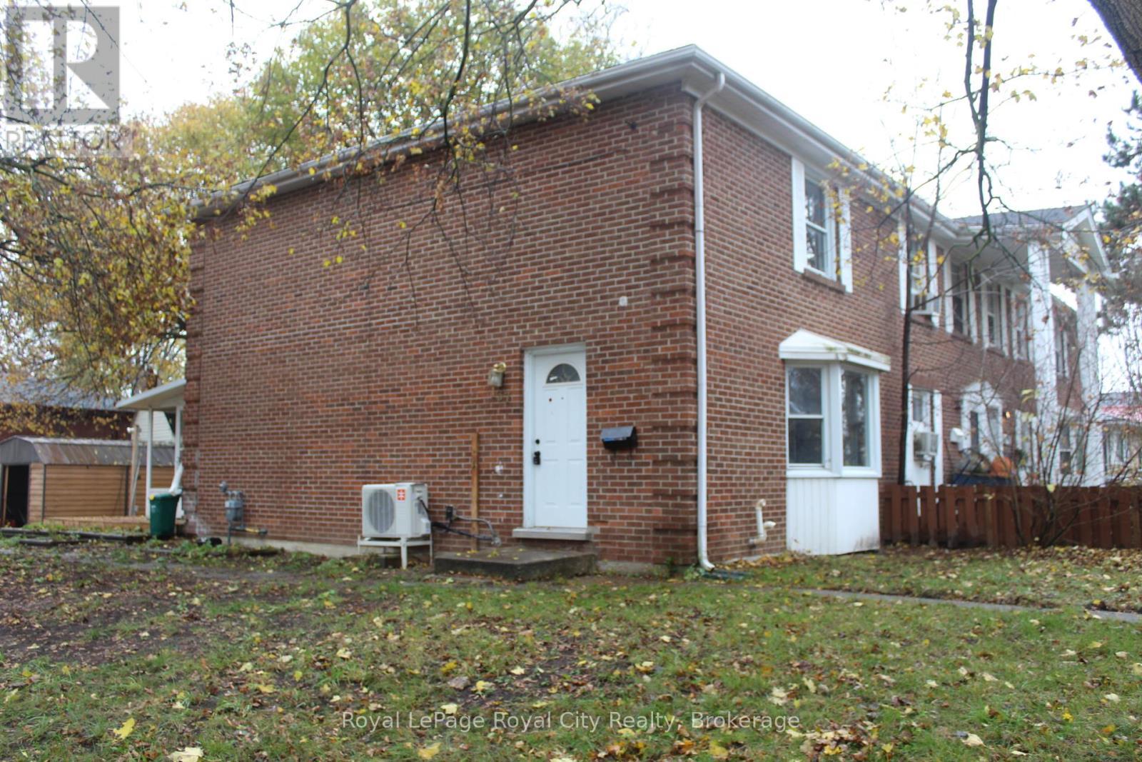 137 Jansen Avenue, Kitchener, ON - Outdoor With Exterior